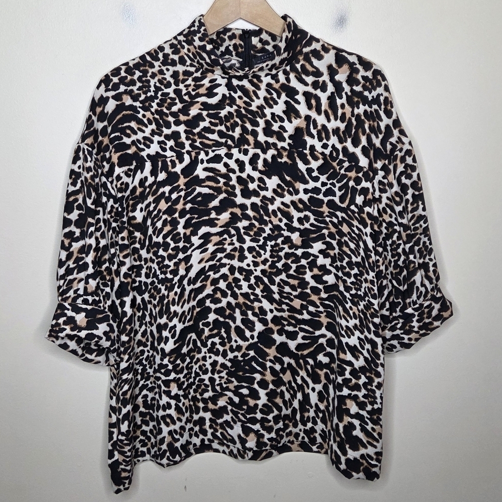 Zara Woman Leopard Mockneck Cuffed Elbow Sleeve Blouse Size Large Classic Edgy